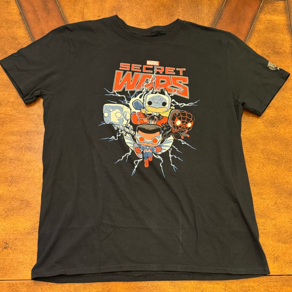 Funko Pop! Tee Marvel Secret Wars Size Medium NWOT